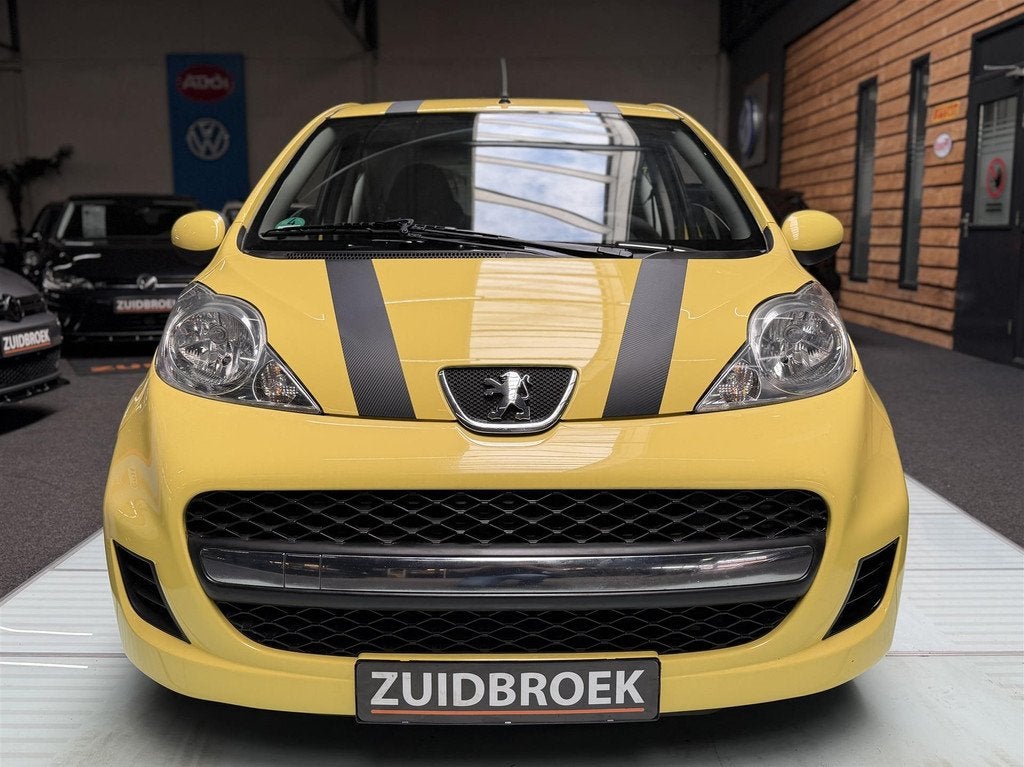 Peugeot 107 1.0 115DKM! Leuke Auto! Sport! (bj 2010), Gebruikt, Elektrische ramen, 1290 kg, 68 pk