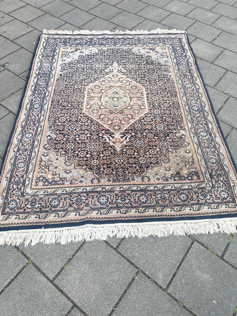 Vintage Perzisch tapijt, handgeknoopt,, 100 tot 150 cm, Blauw, Ophalen of Verzenden, Zo goed als nieuw