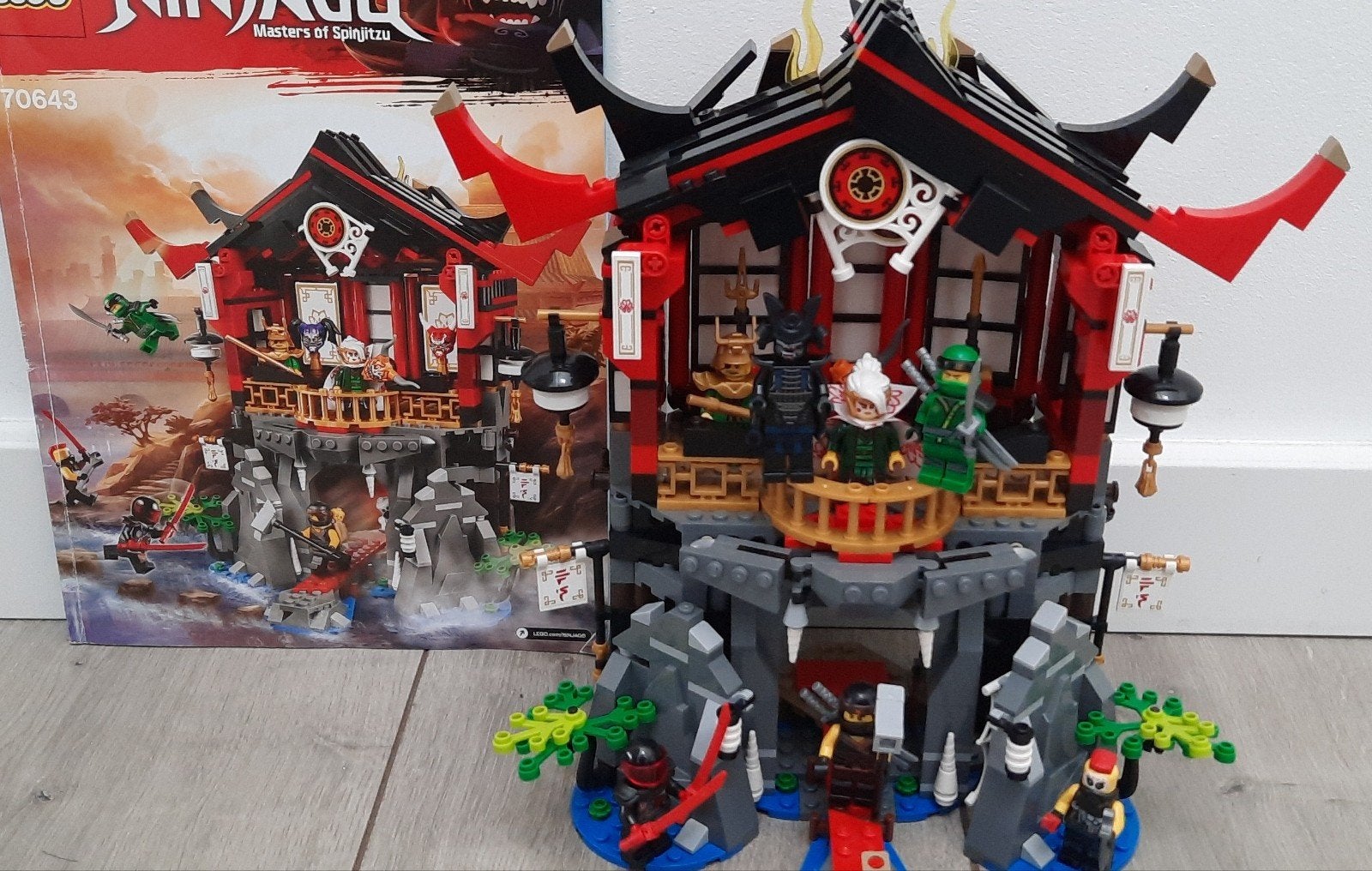 Lego Ninjago 70643 Tempel van de Opstand, Compleet, Lego, Lego, Ophalen of Verzenden