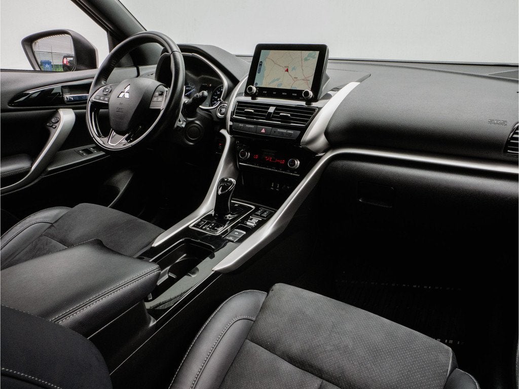 Mitsubishi Eclipse Cross 2.4 PHEV Instyle Trekhaak/ Stoelver, Automaat, 188 pk, 4 cilinders, Met garantie (alle)