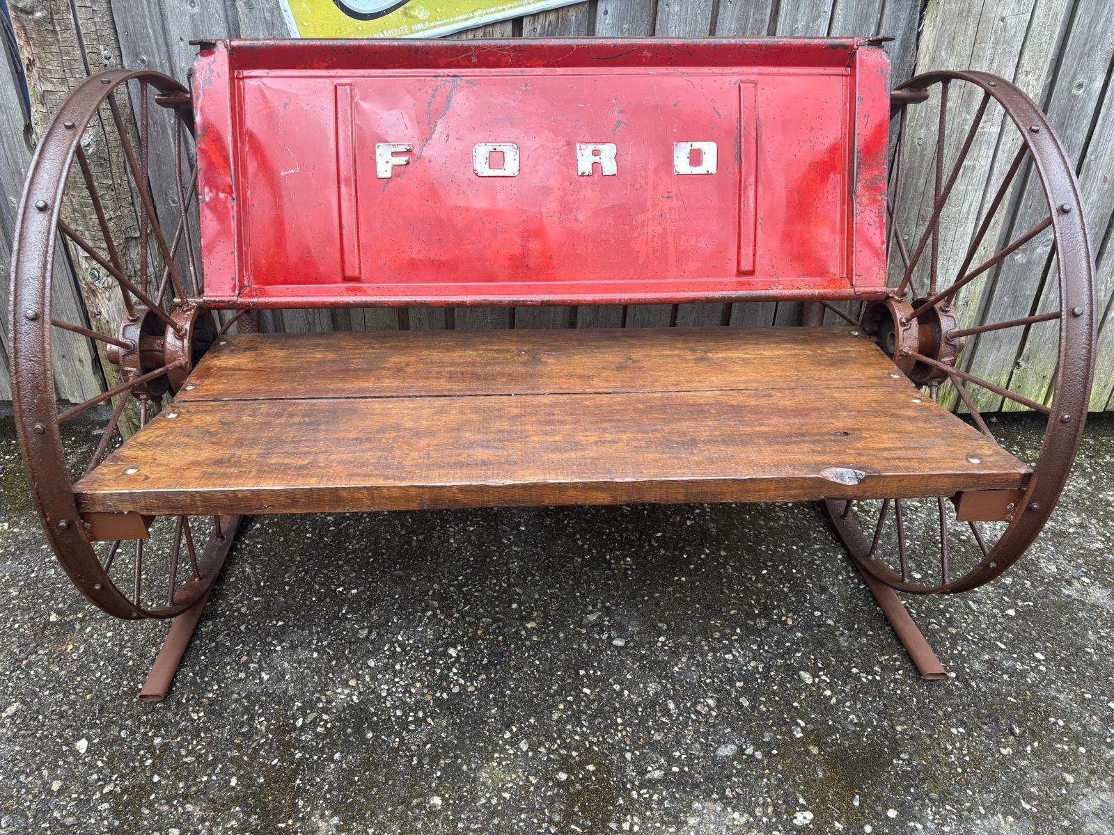 Vintage amerikaanse Ford bank, Ophalen, Zo goed als nieuw, Tweepersoons, 150 tot 200 cm