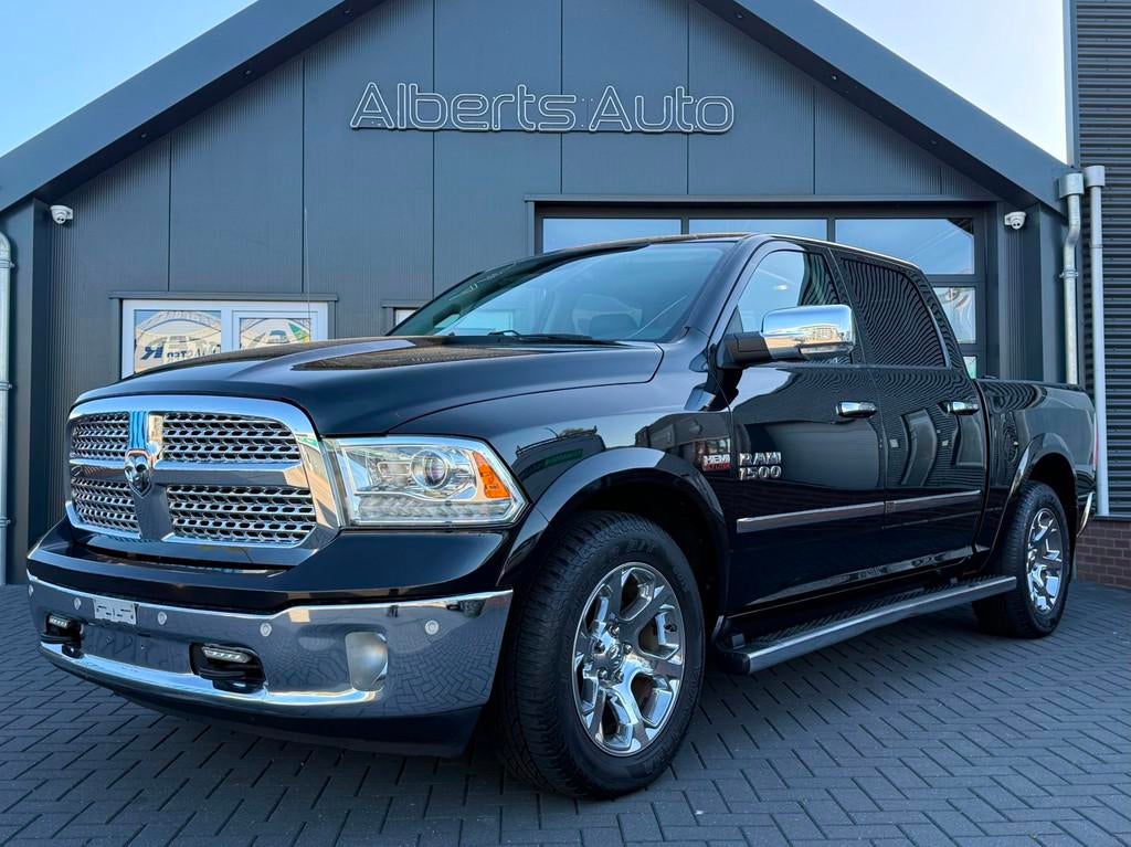 Dodge Ram 1500 5.7 V8 4x4 Crew Cab 5'7 Laramie | LPG | 2017, Auto's, Automaat, Gebruikt, 5654 cc, Zwart
