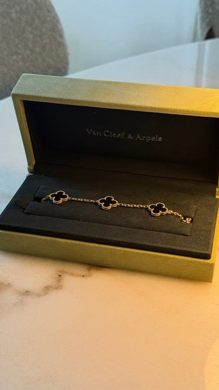 Van Cleef & Arpels Vintage Alhambra 5 Motieven Onyx 18k Goud, Ophalen, Zwart, Zo goed als nieuw, Met edelsteen