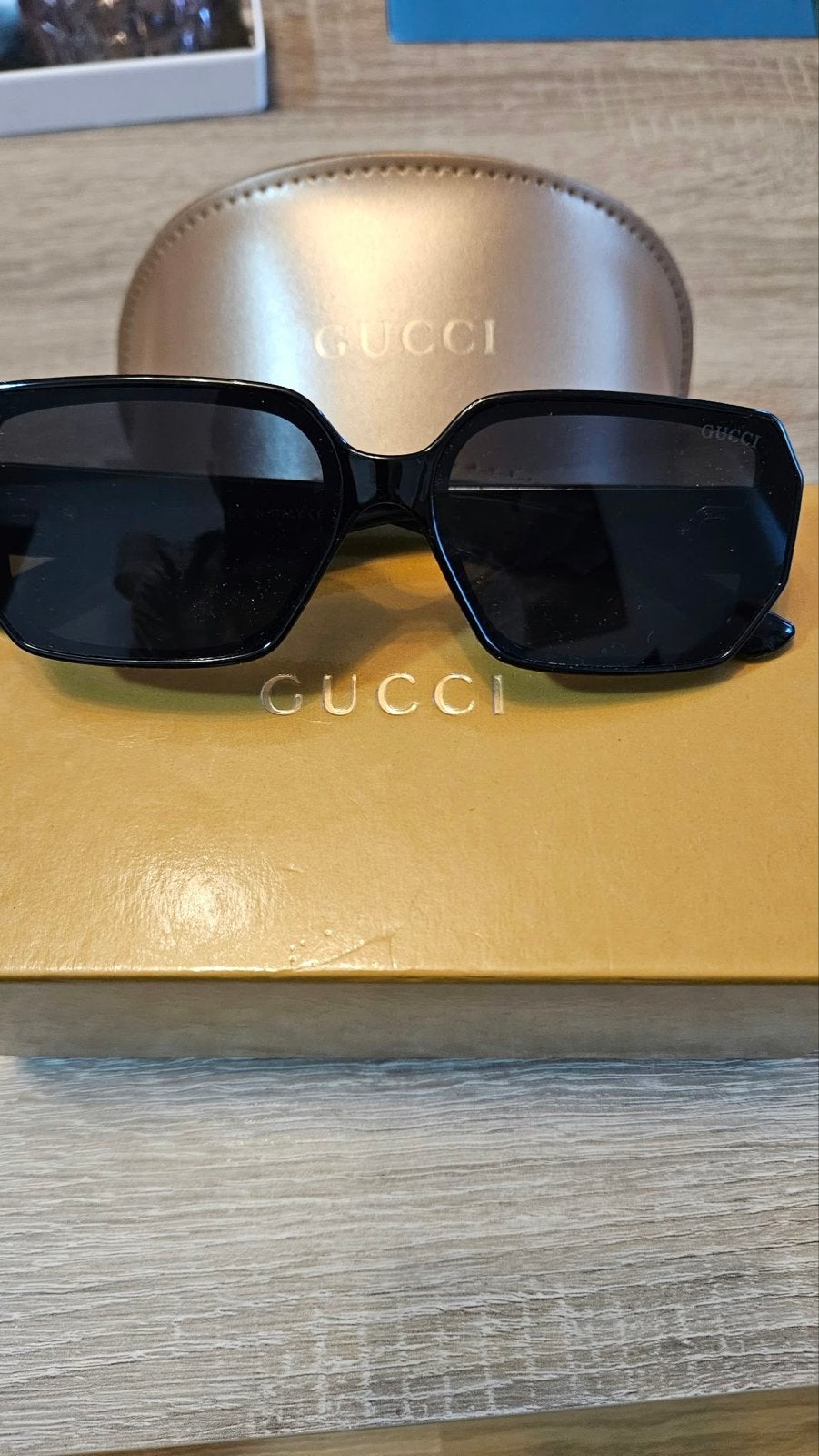 Gucci Zonnebril Zwart nieuw, Overige merken, Zonnebril, Zwart, Ophalen of Verzenden