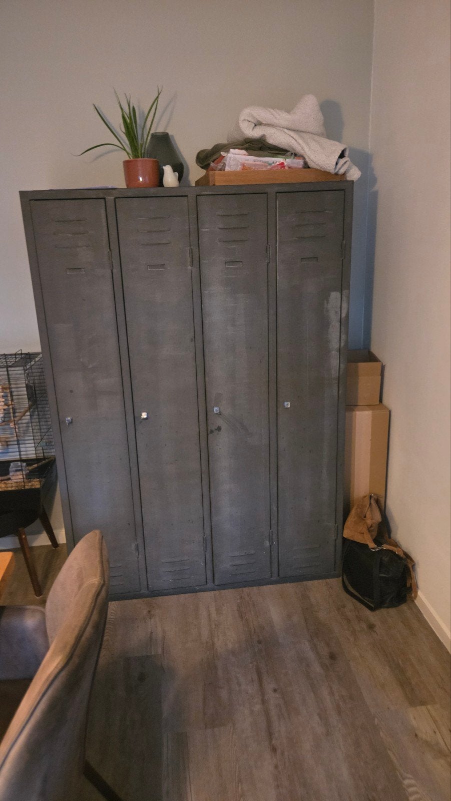 Vintage metalen lockerkast - Industrieel design, Huis en Inrichting, Kasten | Lockerkasten, Ophalen, Gebruikt, Industrieel