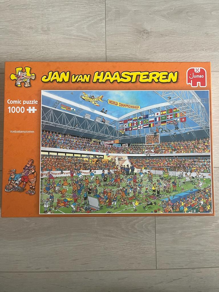 Jan van Haasteren Voetbalkampioenen 82137, Ophalen of Verzenden, 500 t/m 1500 stukjes, Zo goed als nieuw, Legpuzzel
