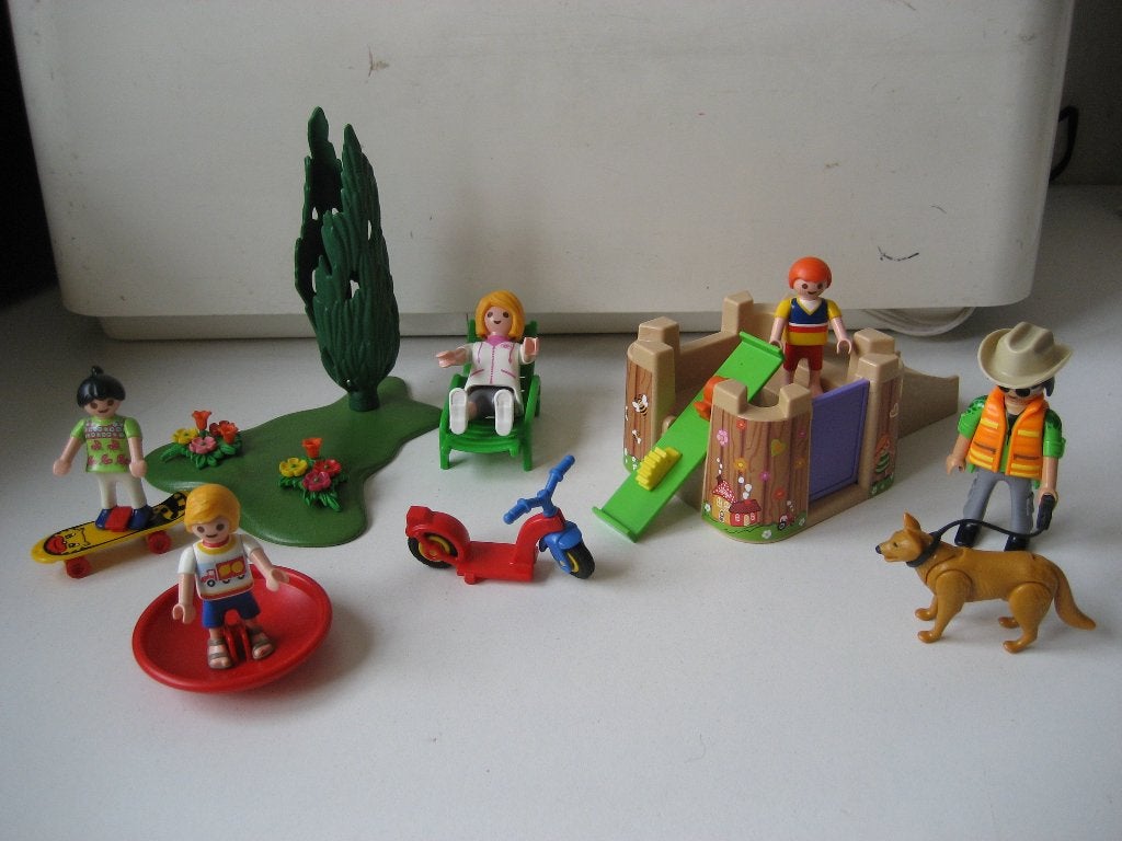 playmobil spelen in de tuin, Ophalen of Verzenden, Zo goed als nieuw