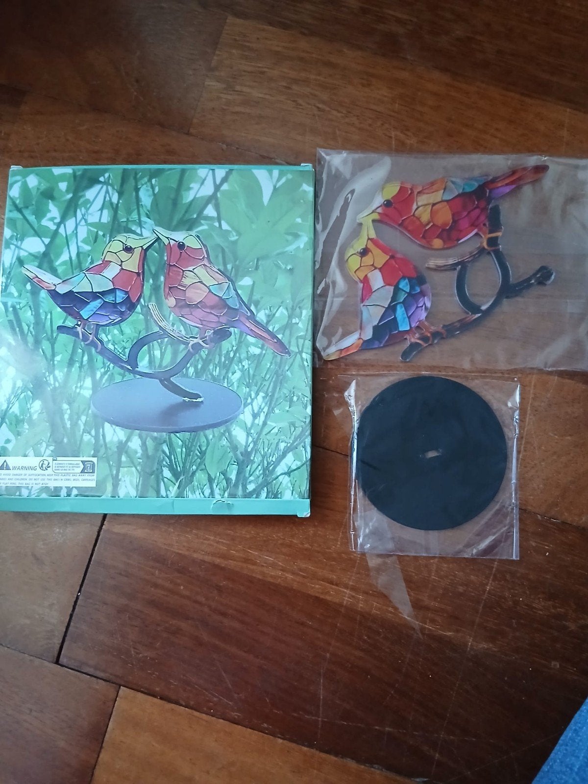 Decoratieve vogels op tak - glas-in-lood stijl, Huis en Inrichting, Meerkleurig, Overige stijlen, Nieuw, Ophalen of Verzenden