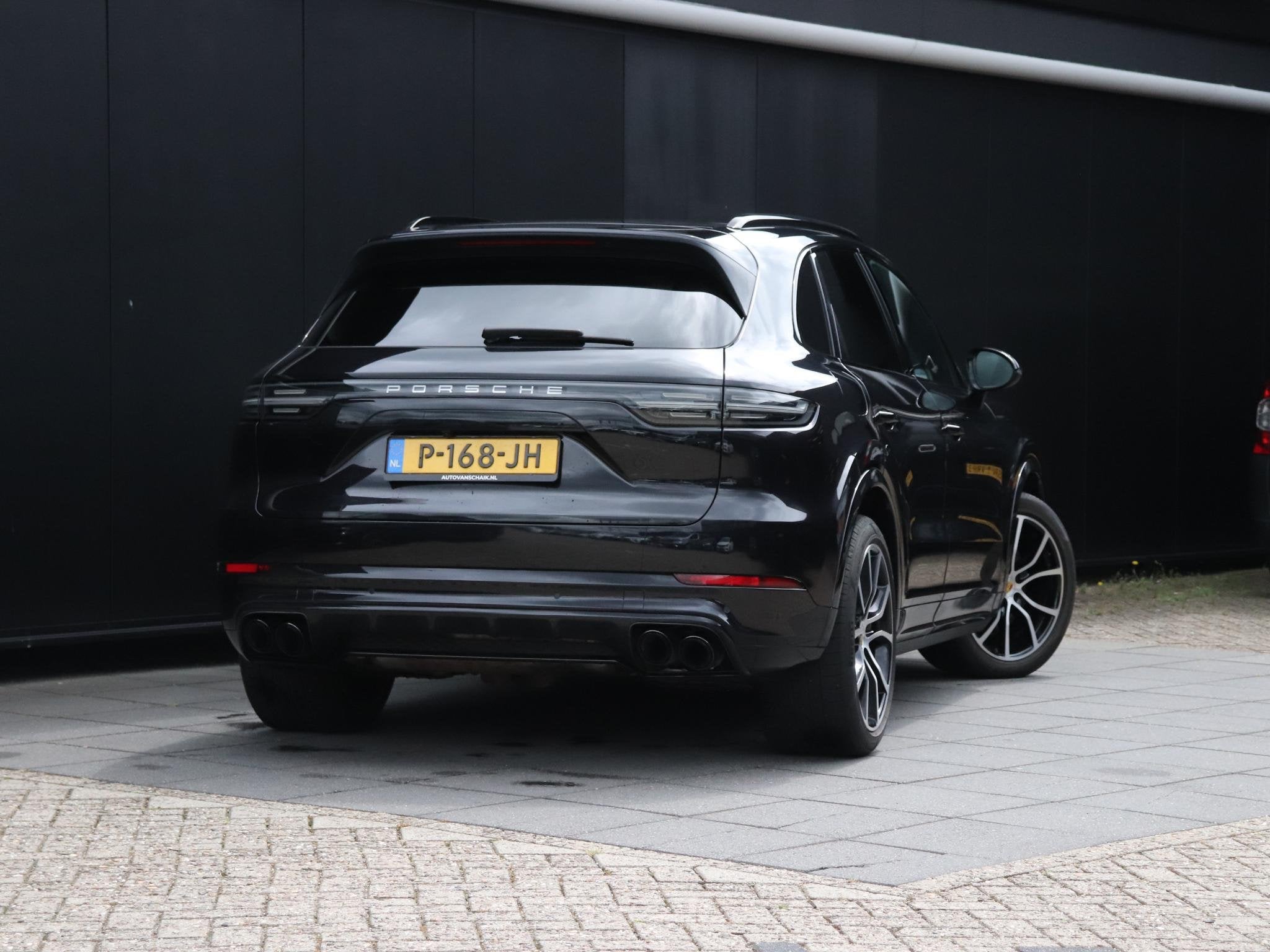 Porsche Cayenne 2.9 S | LEDER | MEMORY | TREKHAAK | BOSE | P, Automaat, Gebruikt, 138 €/maand, Zwart