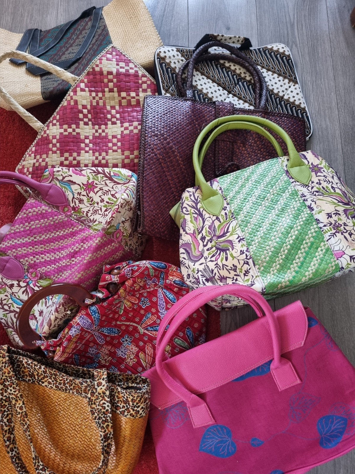 Dames tassen nieuwe, Sieraden, Tassen en Uiterlijk, Tassen | Damestassen, Ophalen, Nieuw, Overige kleuren