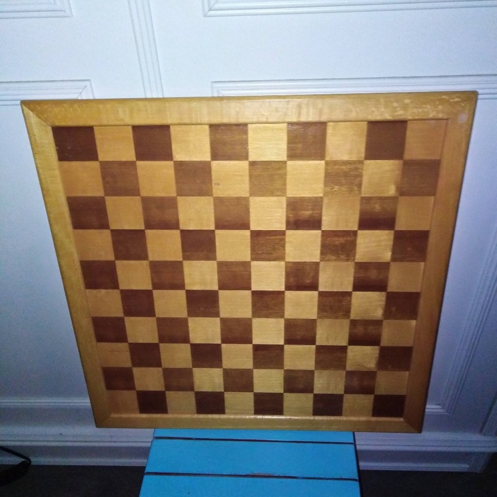 Schaak/dam bord met doosje longfield schaakstenen, Hobby en Vrije tijd, Een of twee spelers, Ophalen, Gebruikt