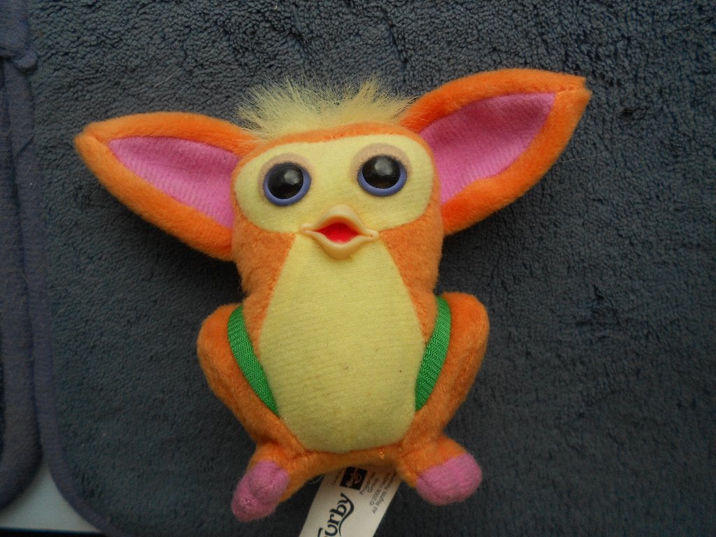 kleine Furby van McDonalds 2006, Ophalen, Gebruikt