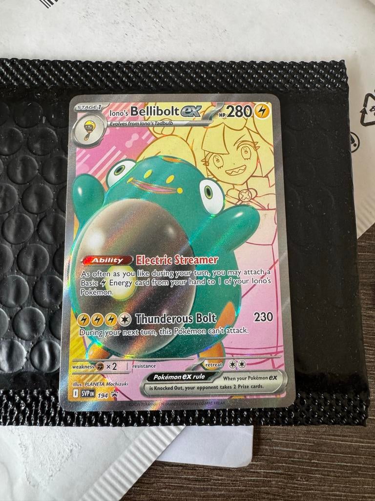 Iono's Bellibolt ex 194/193 Full Art Pokémon kaart, Ophalen of Verzenden, Zo goed als nieuw, Losse kaart, Foil