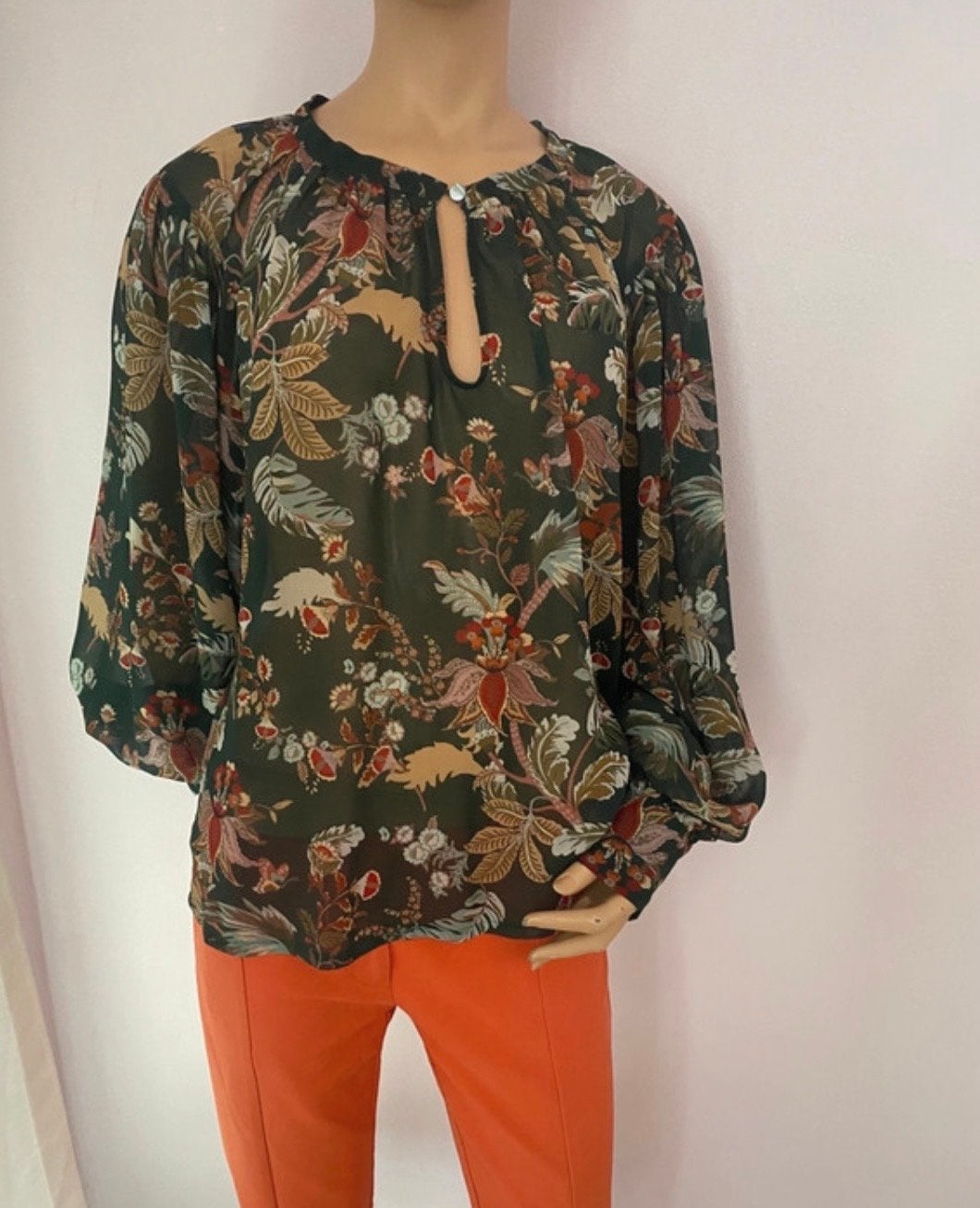 Summum Blouse Maat 38 Viscose Bloemenprint, Maat 38/40 (M), Meerkleurig, Ophalen of Verzenden, Zo goed als nieuw