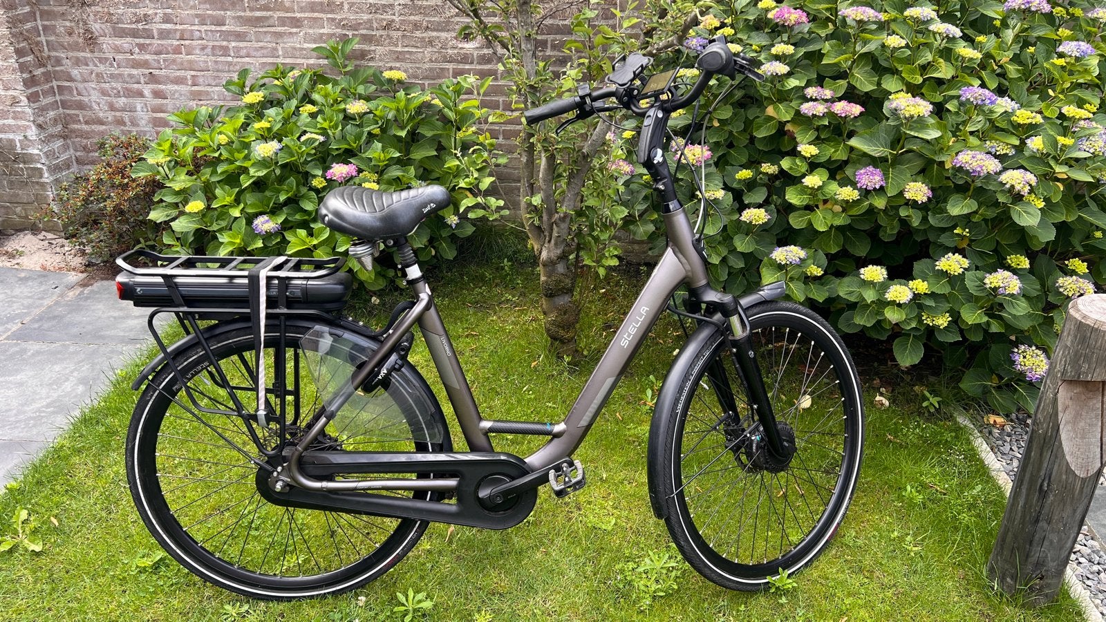 Nette Stella Livorno elektrische fiets, Fietsen en Brommers, Elektrische fietsen, Zo goed als nieuw, 51 tot 55 cm, 50 km per accu of meer