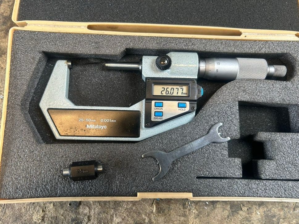Mitutoyo digitale micrometer 25-50mm, Ophalen of Verzenden, Gebruikt, Afstand