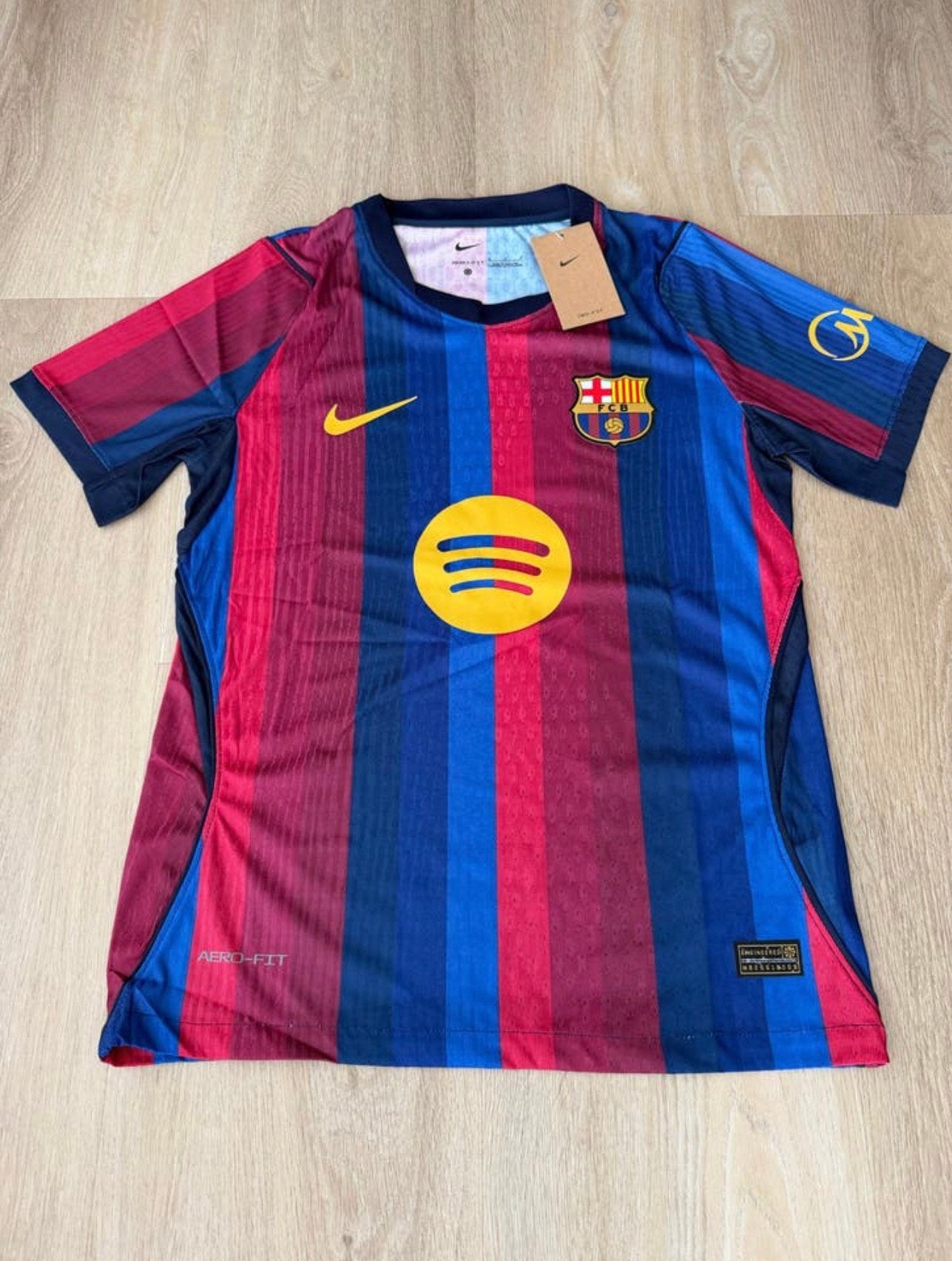 FC Barcelona Thuisshirt 26-27 Authentic, maat L, Sport en Fitness, Voetbal, Maat L, Verzenden, Nieuw, Shirt
