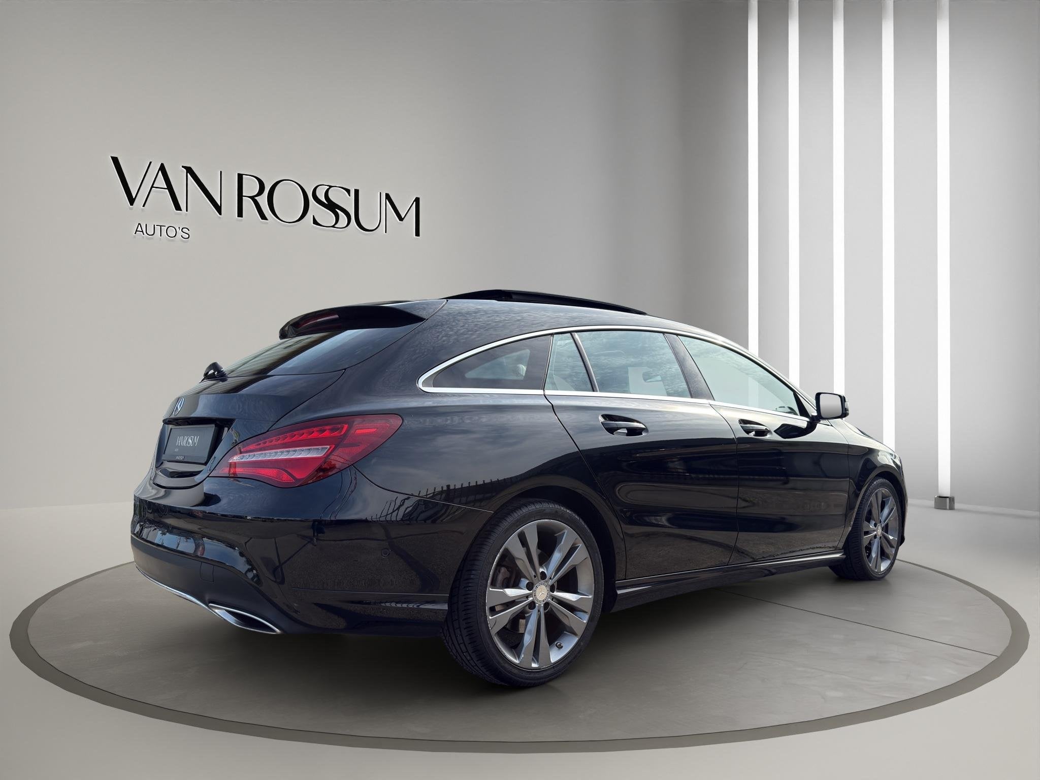 Mercedes-Benz CLA-klasse Shooting Brake 180 Lease Edition Am, Auto's, Voorwielaandrijving, Gebruikt, 4 cilinders, 715 kg