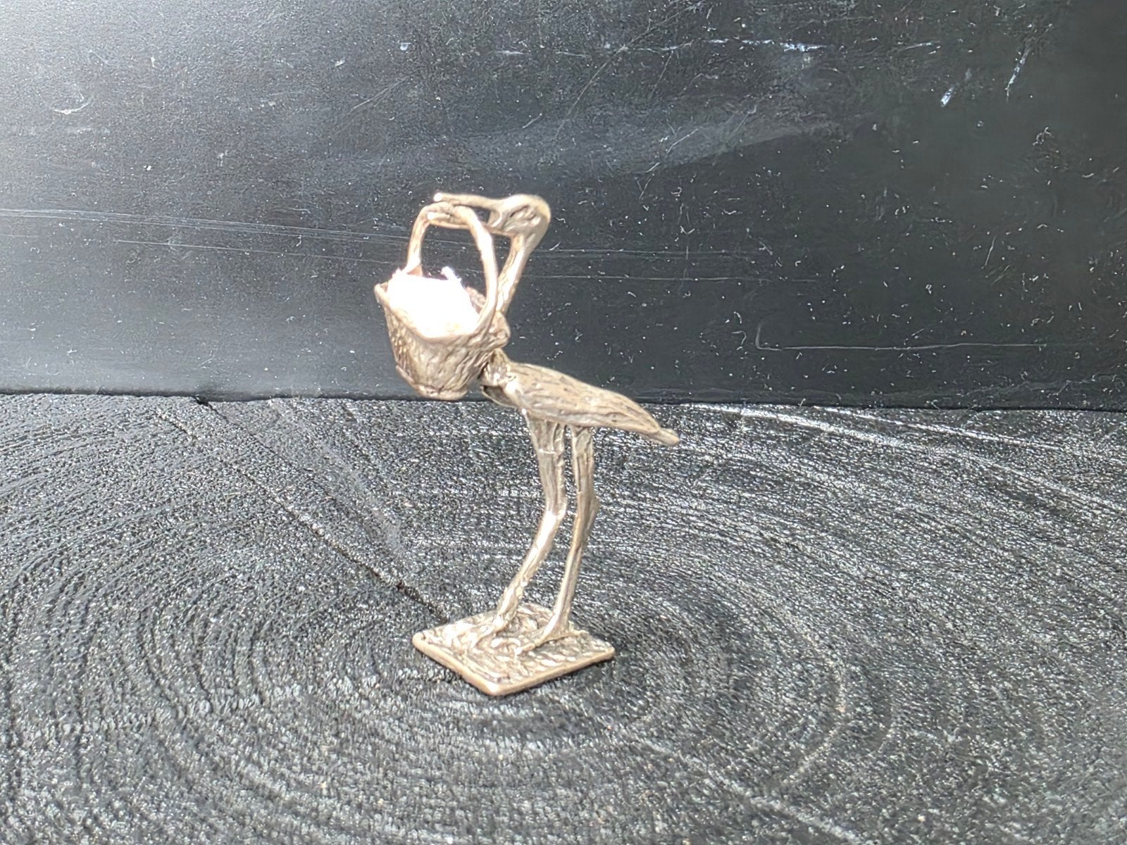 Zilveren ooievaar met mandje en roze dekentje, Antiek en Kunst, Verzenden, Zilver
