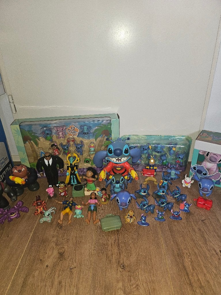 Lilo en Stitch figuren verzameling, Ophalen of Verzenden, Overige figuren, Zo goed als nieuw, Beeldje of Figuurtje