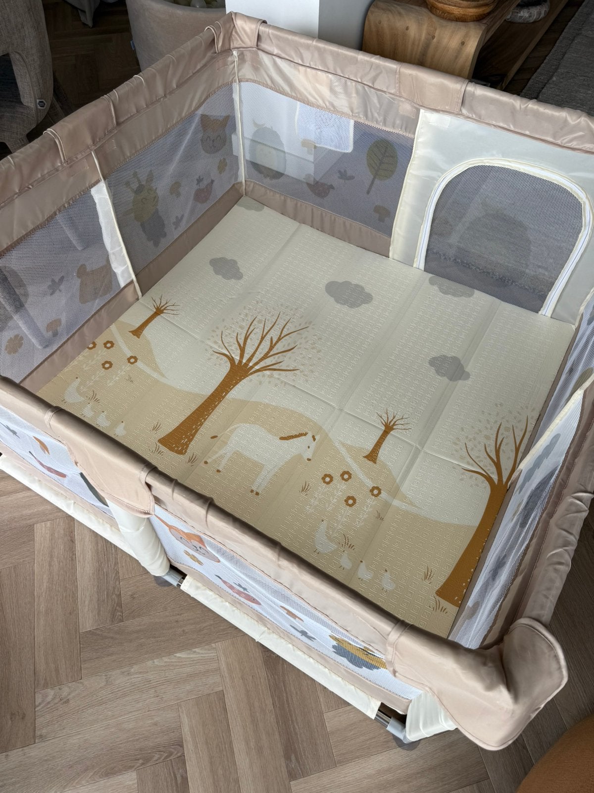 Speelbox grondbox inclusief matrasje!, Kinderen en Baby's, Boxen, Ophalen of Verzenden, Zo goed als nieuw