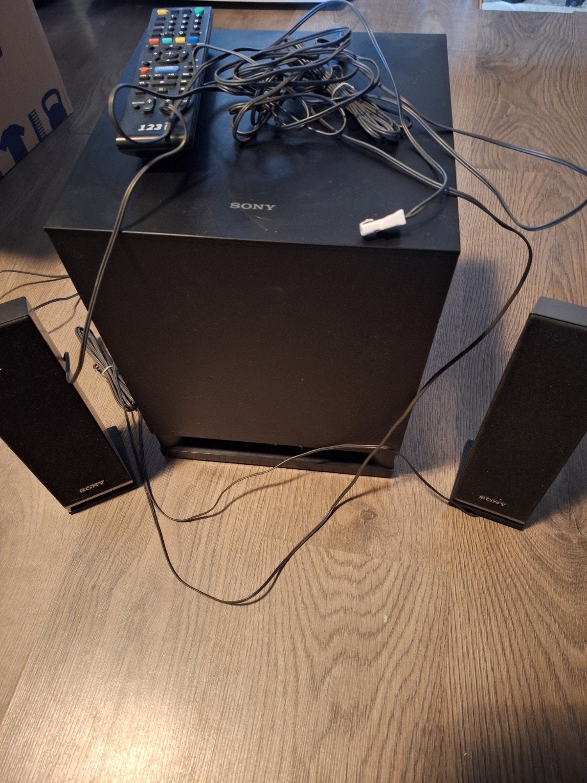 Platte Sony televisie met toe behoren de televisie doet het, Ophalen of Verzenden, Soundbar, Sony, Overige spelers