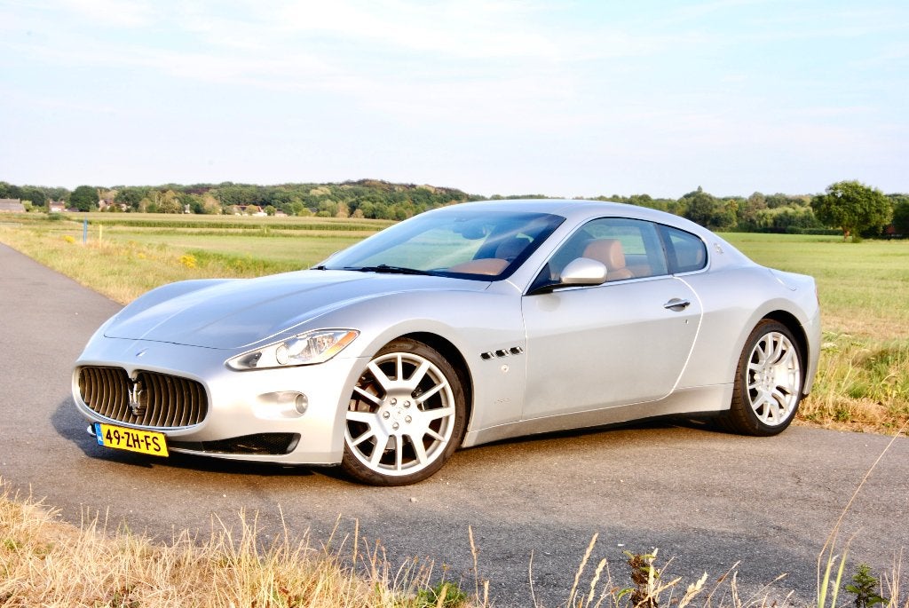 Maserati Granturismo 4.2 V8 "ORIGINEEL NL", Automaat, 8 cilinders, 405 pk, 4 stoelen