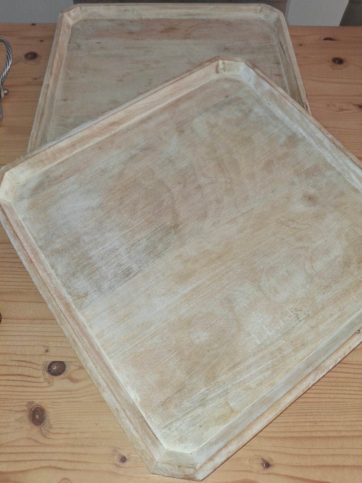 Twee Riviera Maison Grand Isle Serving Trays, Ophalen, Zo goed als nieuw, Rechthoekig, Hout