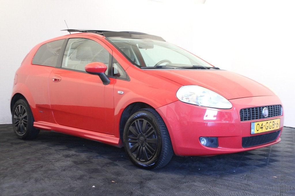 Fiat Grande Punto 1.4 Dynamic (bj 2008), Voorwielaandrijving, Stof, Zwart, 4 cilinders