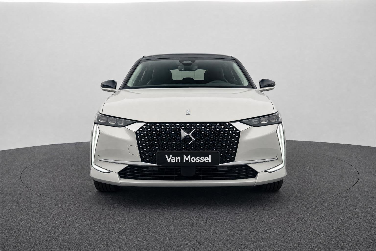 DS 4 E-Tense Trocadero | Camera | Trekhaak | Navigatie | Ele, Auto's, 12 maanden, Gebruikt, Euro 6, 4 cilinders