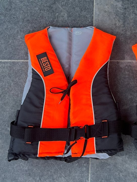 Besto reddingsvest zwemvest 40 - 50 kg, Ophalen of Verzenden, Zo goed als nieuw, Overige typen
