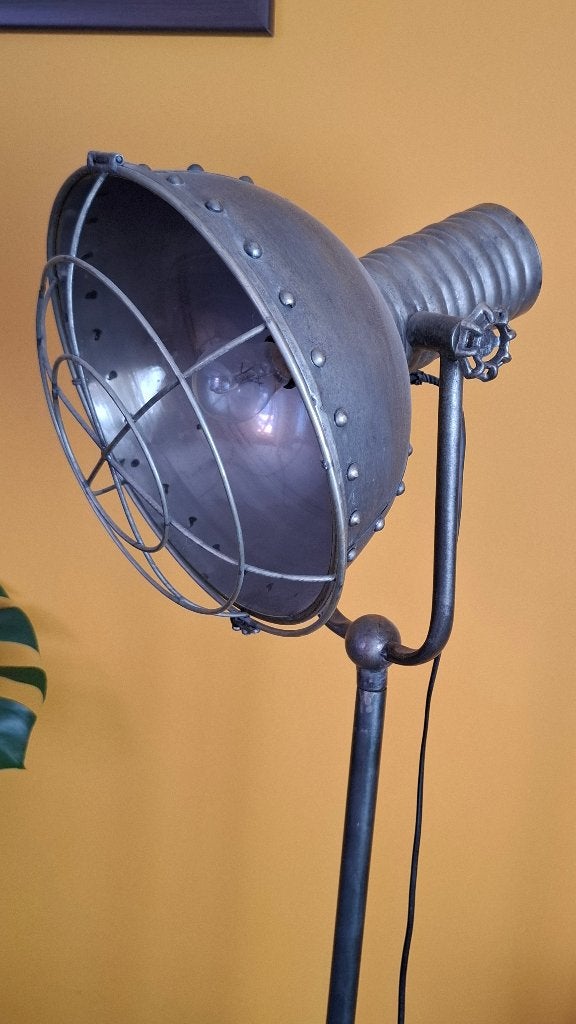 Staande lamp industrieel, Huis en Inrichting, Lampen | Vloerlampen, Ophalen, Gebruikt, E27 (groot), Metaal
