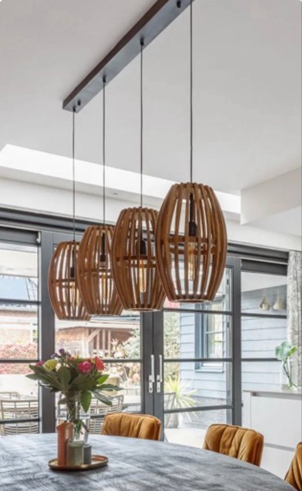 Hanglamp 'Lori' Mangohout, 4-lamps, Ophalen, Zo goed als nieuw, Hout, 75 cm of meer