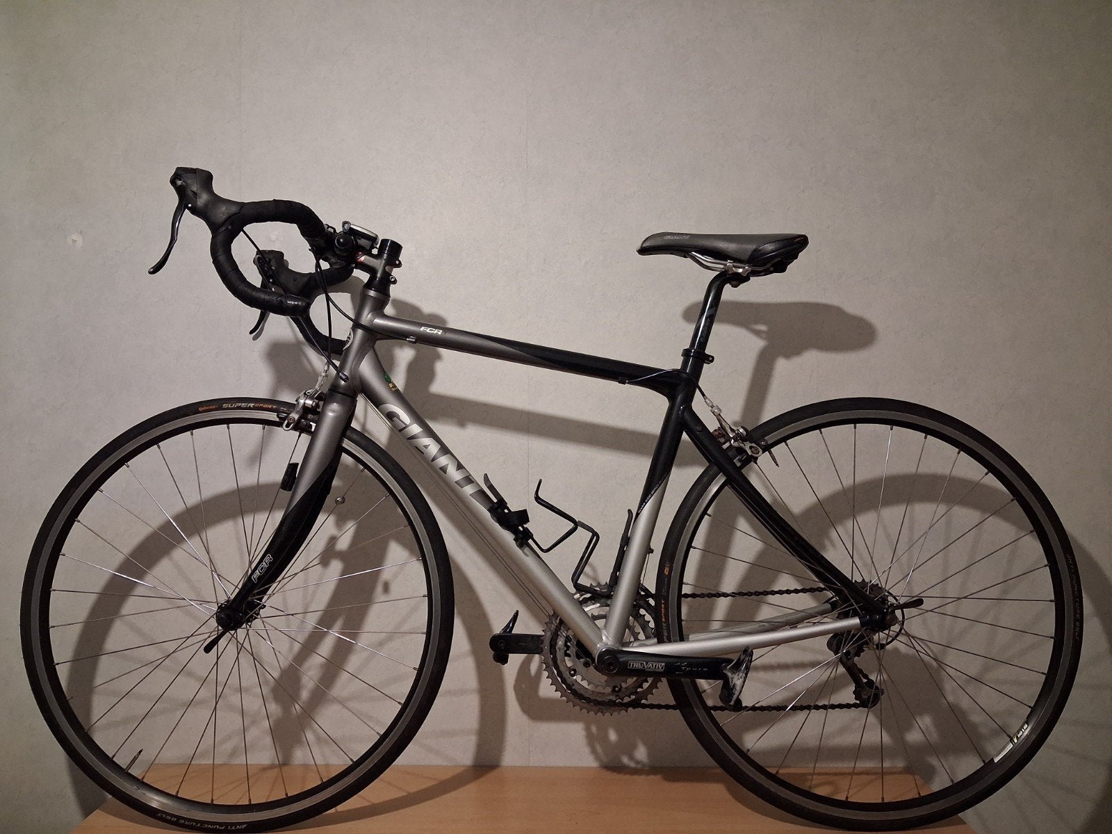Giant damesracefiets, Fietsen en Brommers, Ophalen, 28 inch, Gebruikt, Aluminium