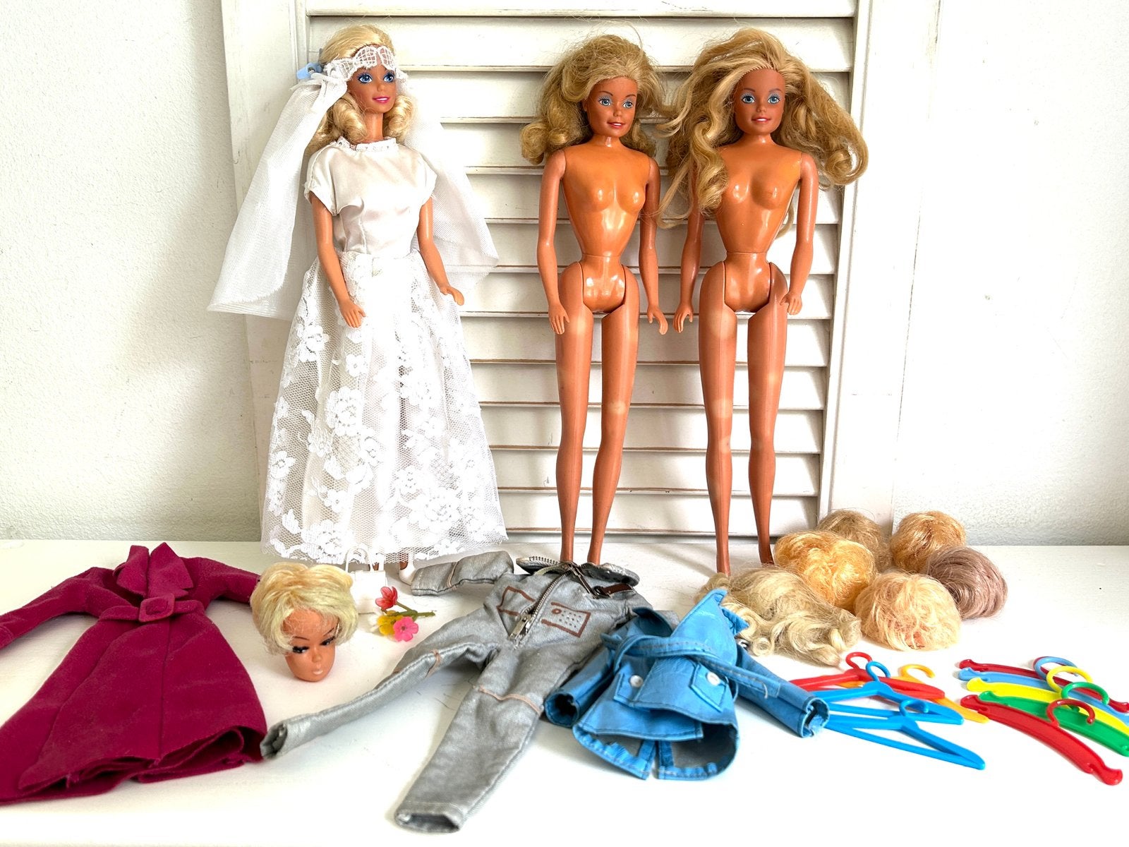 Vintage Barbie Mattel poppen kleding pruikjes etc, Ophalen, Gebruikt, Pop
