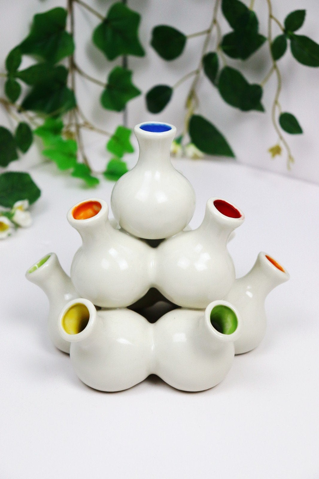 Fairtrade tulpenvaas, Huis en Inrichting, Overige kleuren, Aardewerk of Porselein, Ophalen of Verzenden, Zo goed als nieuw