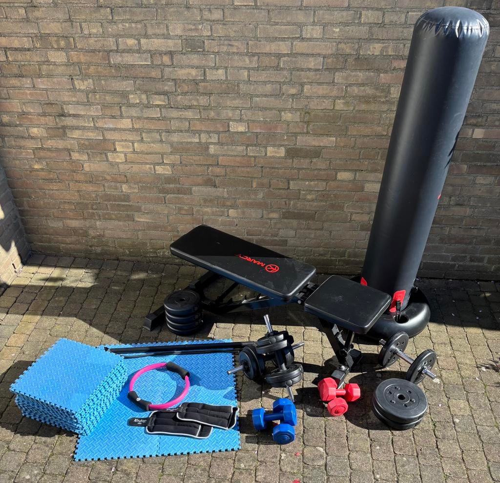 Home gym, Sport en Fitness, Fitnessmaterialen, Ophalen, Zo goed als nieuw, Benen, Fitnessbank