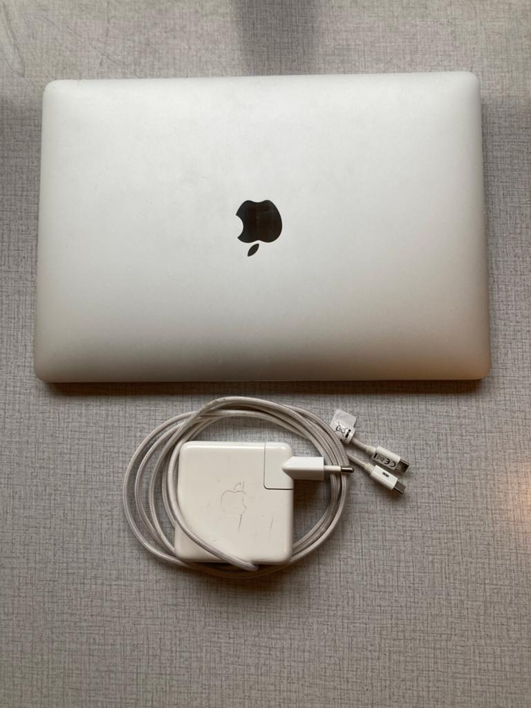 MacBook Pro 2017 13 inch - Batterij aan vervanging toe, Computers en Software, Apple Macbooks, Gebruikt, 256 GB, 2 tot 3 Ghz, Qwerty