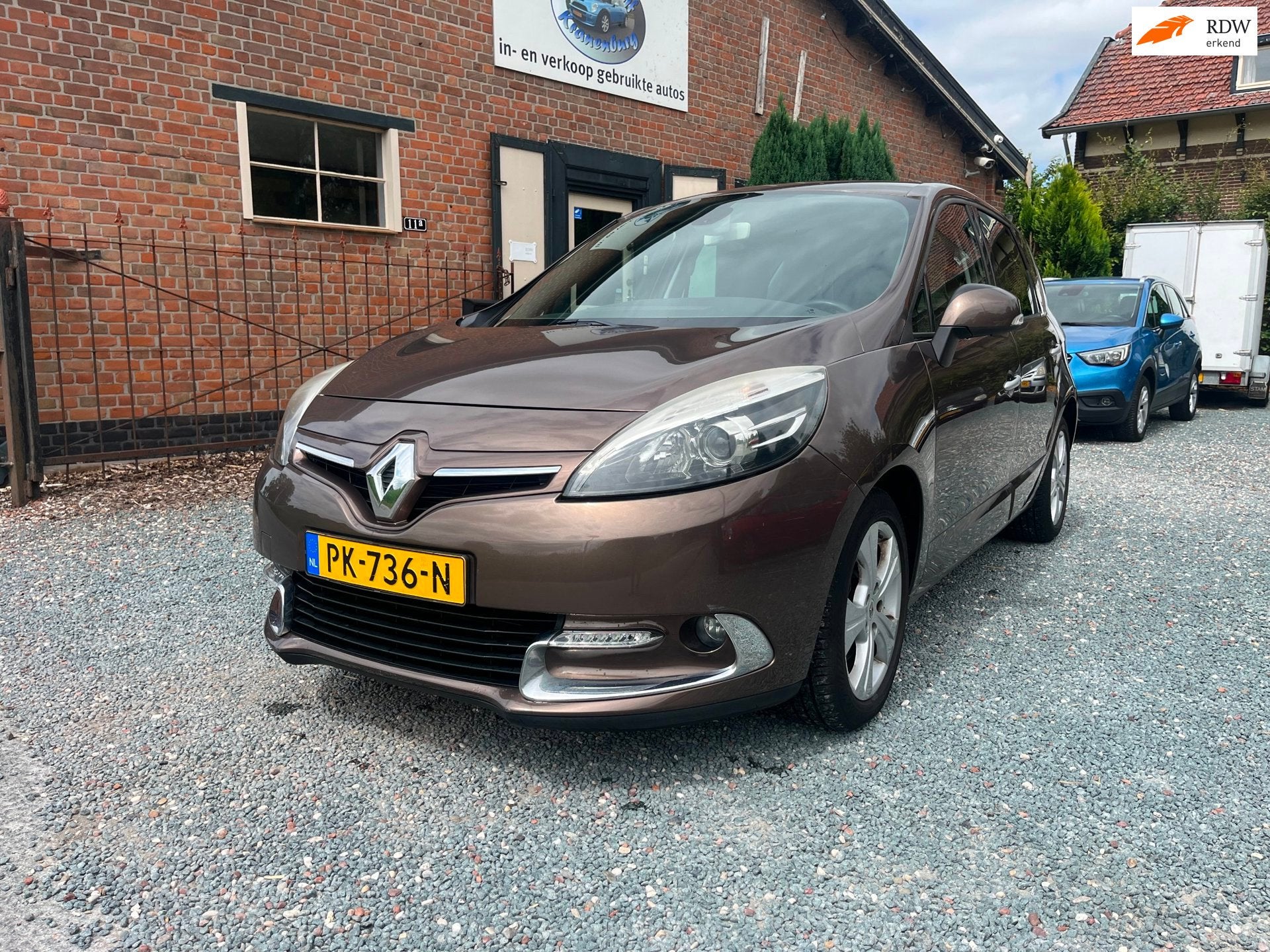 Renault Scénic 1.4 TCe Bose ( Airco + Navigatie + Trekhaak, Voorwielaandrijving, Euro 5, Stof, Gebruikt