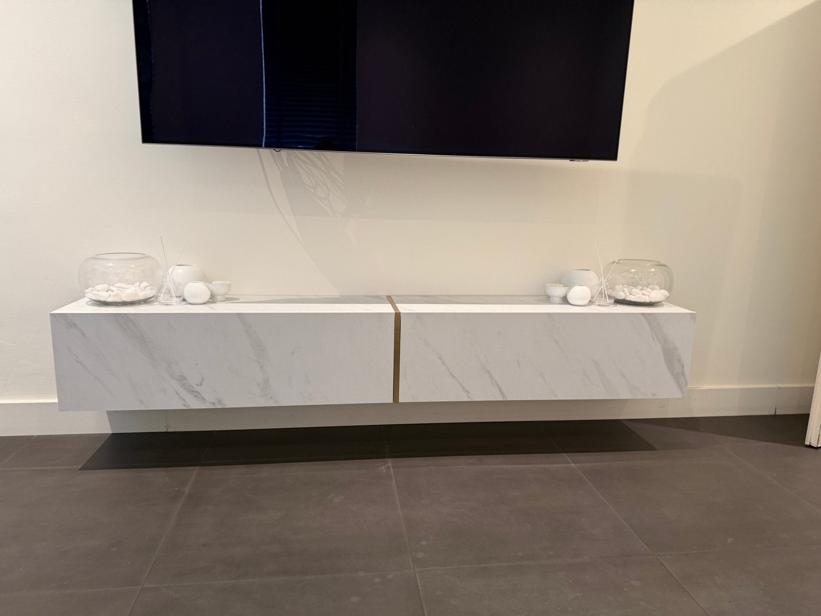 Moderne Marmerlook tvmeubel 200cm lang, Ophalen, Zo goed als nieuw, 200 cm of meer, Minder dan 100 cm