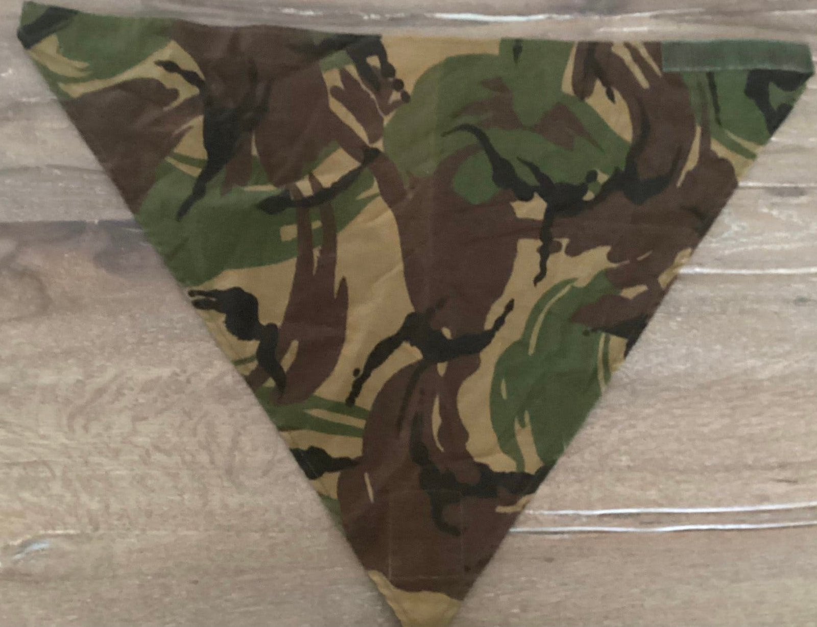 LEGER CAMOUFLAGE DOEKVOOR MOND,HALS+GROTE CAMOUFLAGE REISTAS, Ophalen of Verzenden, Landmacht, Nederland, Kleding of Schoenen