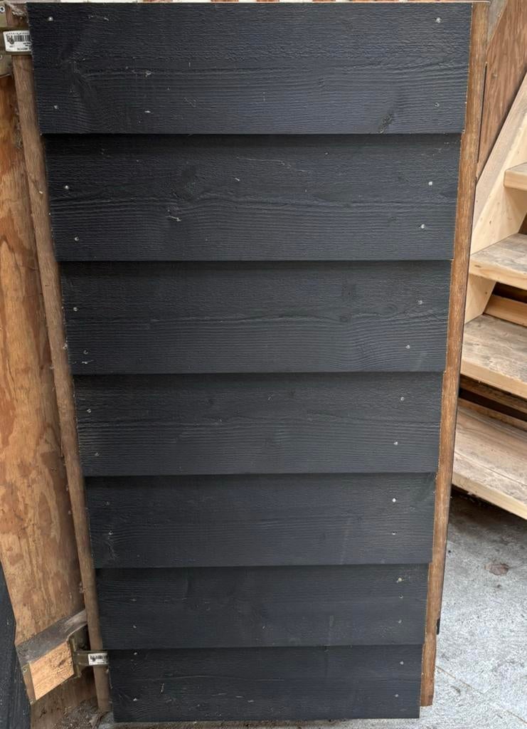 Zweeds rabat Zaans zwart gespoten – restpartij, Ophalen, Nieuw, 250 cm of meer, Planken