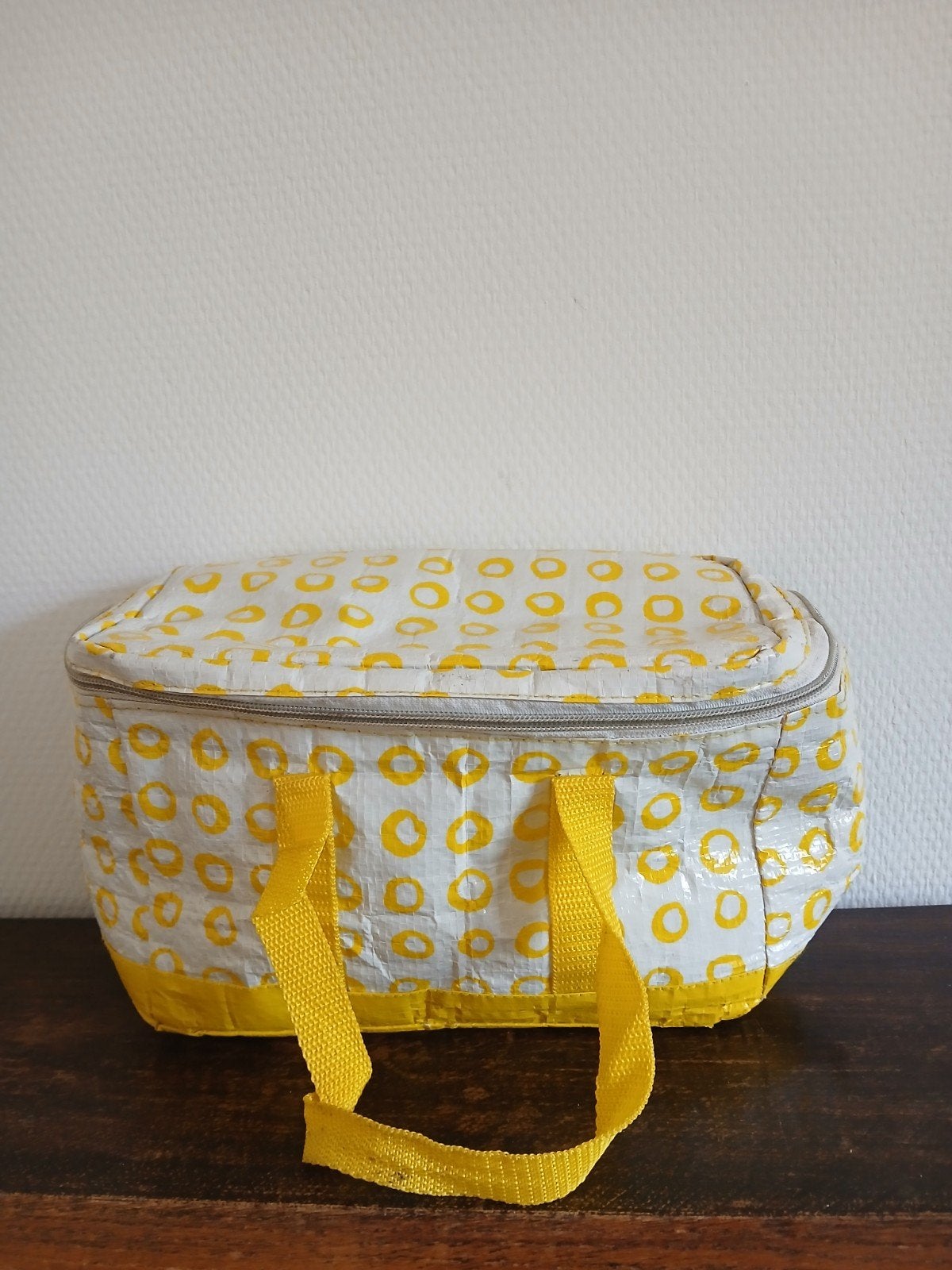 Gele koeltas met stippenpatroon, Ophalen of Verzenden