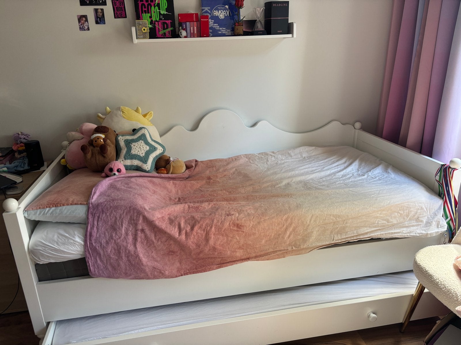 Wit eenpersoonsbed met uitschuifbaar logeerbed, Gebruikt, 90 cm, Eenpersoons, Wit