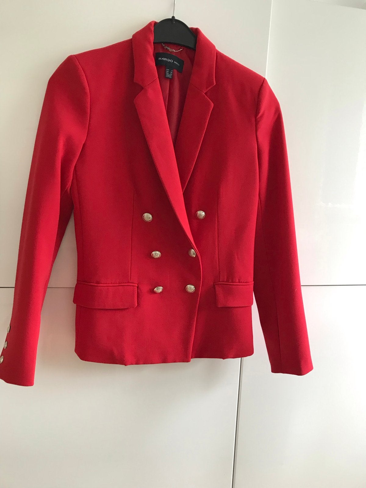 Stijlvol rood jasje van Mango, maat S, Ophalen, Zo goed als nieuw, Jasje, Maat 36 (S)
