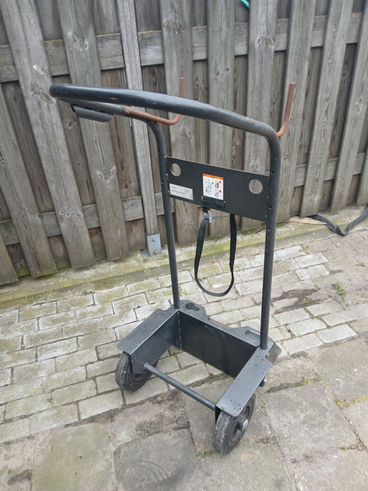 Laskar, kar voor lasaparaat / plasmasnijder fles, Minder dan 60 liter, Ophalen, Zo goed als nieuw, Transportkar