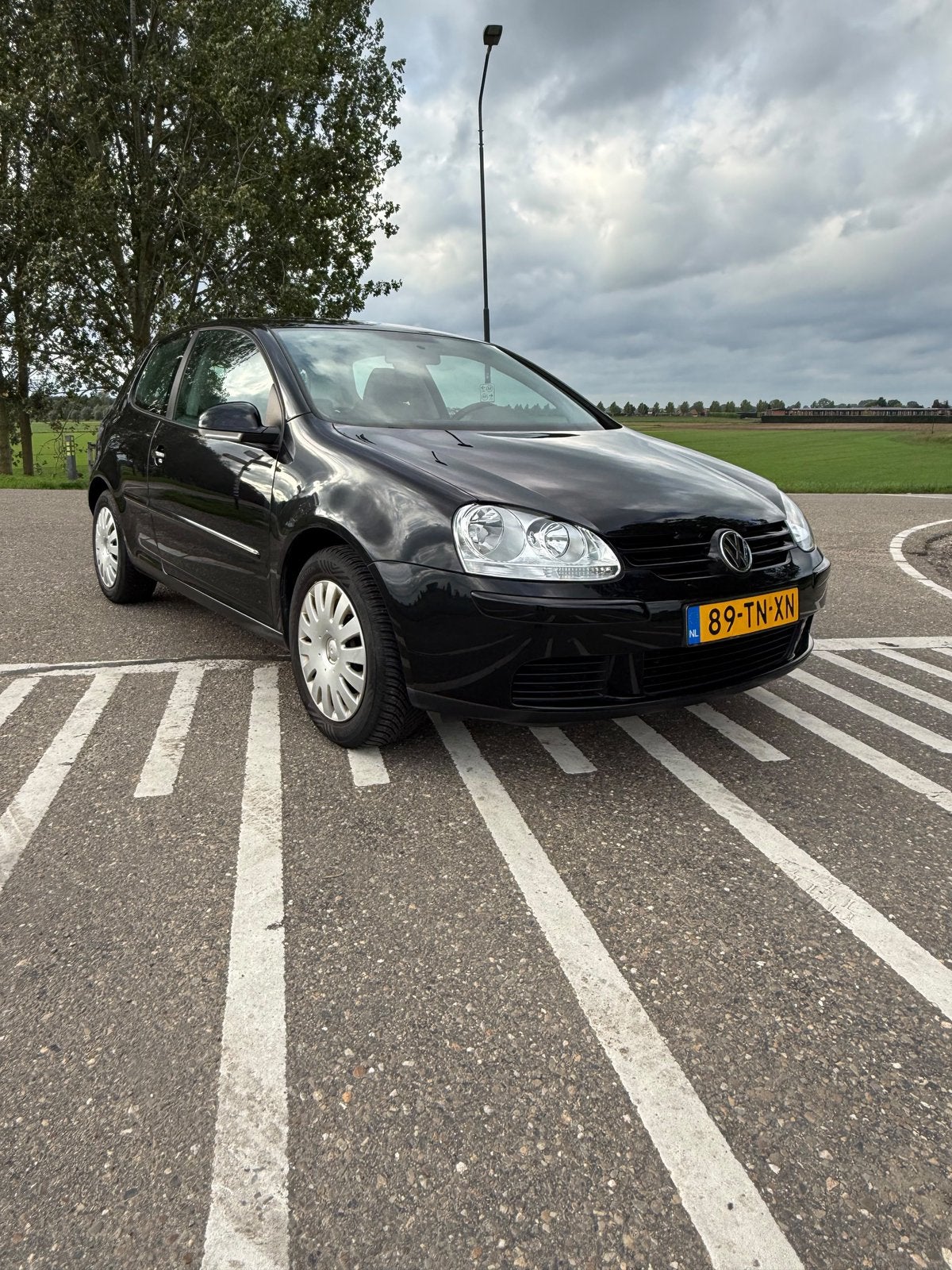Volkswagen Golf 1.4 16V 59KW 3D 2007 Zwart metallic 108 DKM, Voorwielaandrijving, Stof, Zwart, 4 cilinders