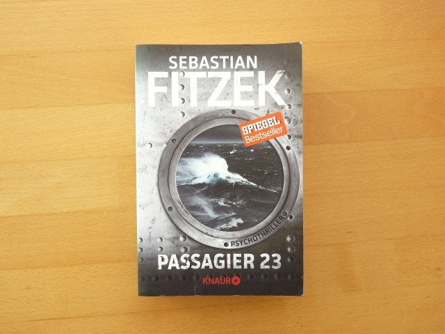 Passagier 23 Sebastian Fitzek, Ophalen of Verzenden, Zo goed als nieuw