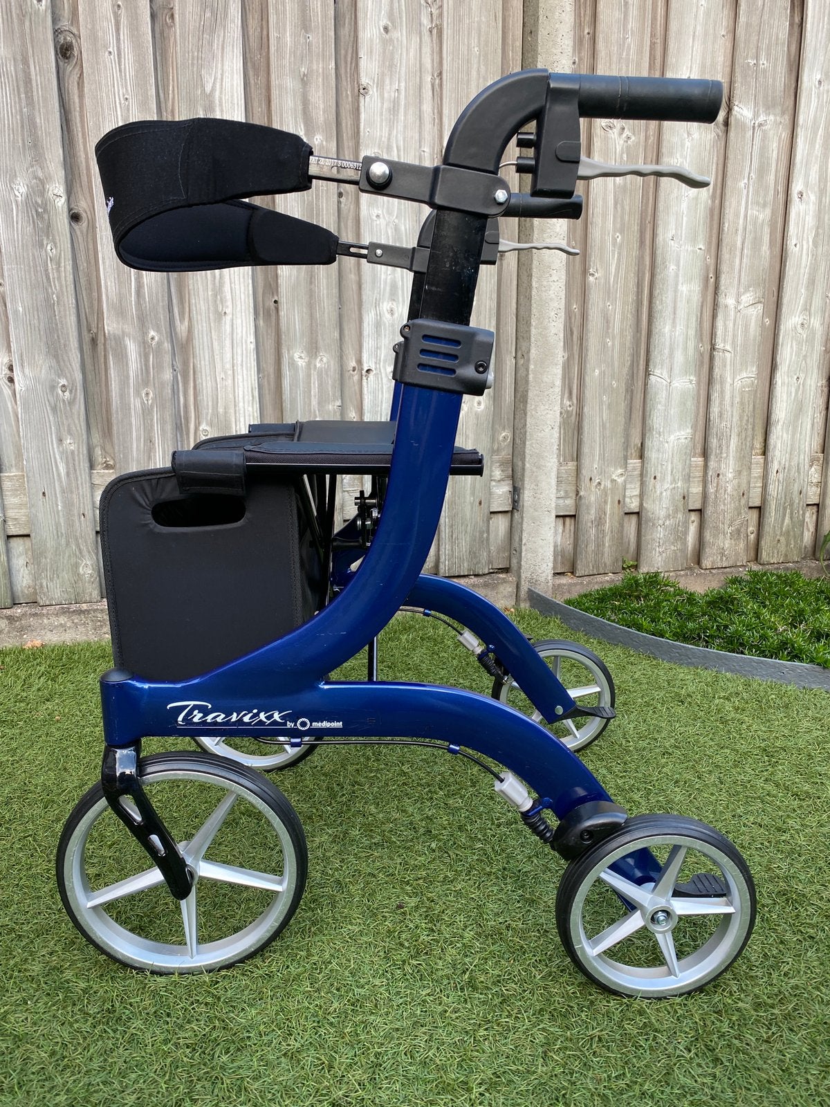 Travixx Deluxe S - Medipoint rollator blauw, Diversen, Ophalen, Lichtgewicht, Zo goed als nieuw