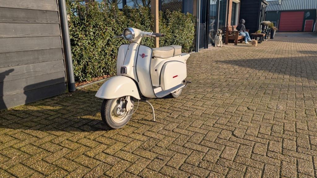 Zündapp Roller 3 Handbak - Goed onderhouden met kenteken, Fietsen en Brommers, Brommers | Zundapp, Ophalen